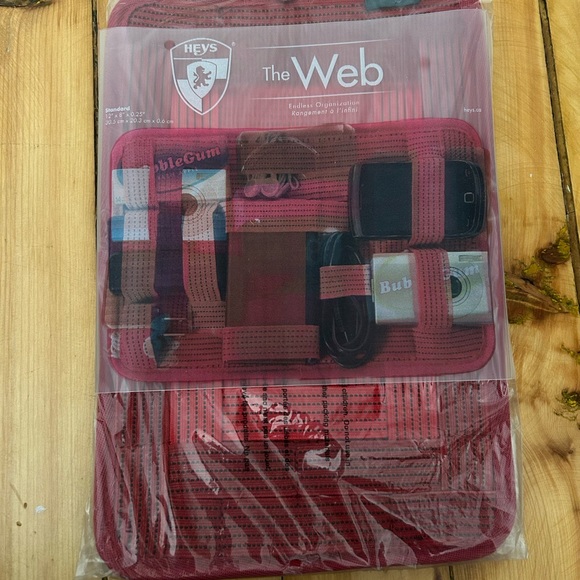 The Web- Travel Organizer - Picture 2 of 3